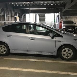 プリウス 機関良好 ワンオーナー 禁煙車 個人 東京の画像