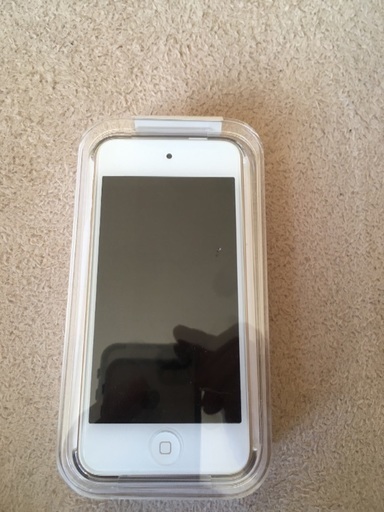 ipod touch 第6世代+オマケ付 取引中