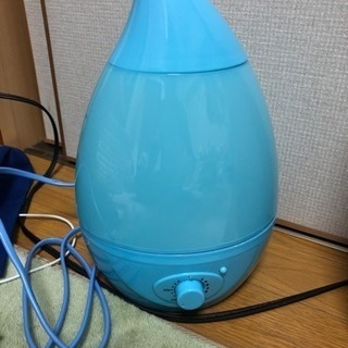加湿器 LEDライト付きの画像