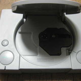 初代PS 本体とAVケーブルの画像