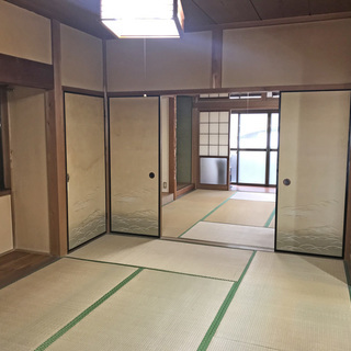 鯖街道熊川宿の中 − 福井県