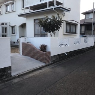 外塀塗装工事☆