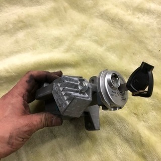 レッツ4 キーシリンダー 