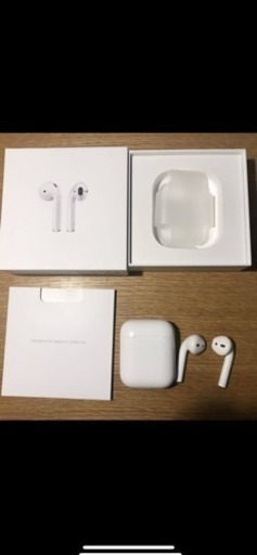 ヘッドフォン Apple AirPods
