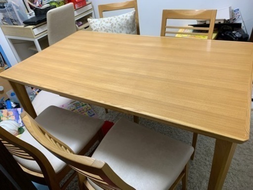 【取引中】ニトリ  ダイニングテーブル  椅子4脚セット
