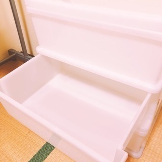 【1年半使用】状態のいいプラチェスト