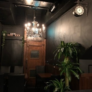 今週締切！！高額時給！カフェ バー 新規スタッフ募集 小岩駅南口の画像