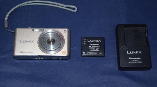 パナソニック　コンパクトデジタルカメラ　DMC－FX35  ゴールド