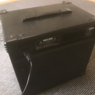 Louisの15wベースアンプ