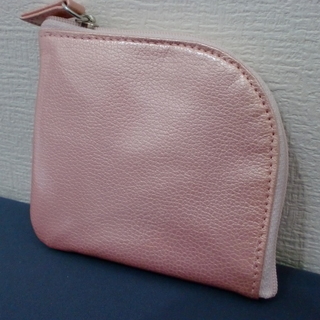 【100円シリーズ】ピンク色の新品未使用　ミニ財布