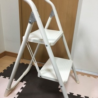 ★おしゃれな脚立★女性にオススメ！