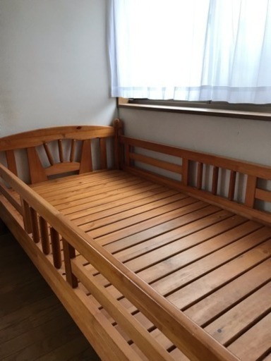 二段ベットのひとつ