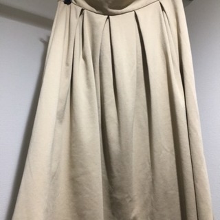 GU スカート ベージュ サイズXL