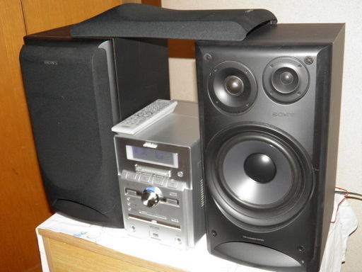 VictorのマルチアンプとSONYのスピーカー