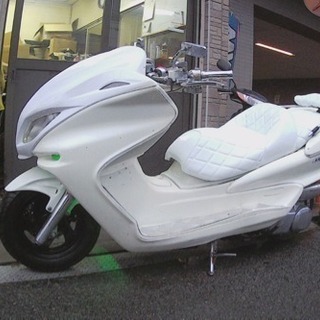 マジェスティ250c スピーカーLED付