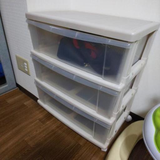 三段ボックス