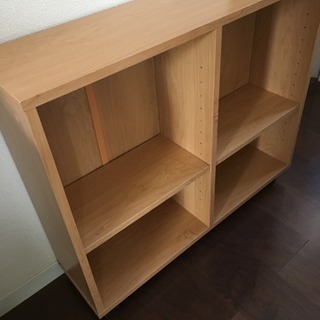 キャスター付コミックラック譲ります！3つあります。の画像