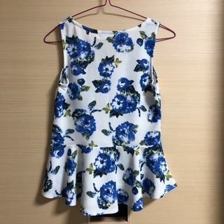 Shellna 花柄 トップス フリーサイズの画像