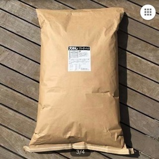 ドックフード15キロ未開封と消臭ペットシートワイド新品