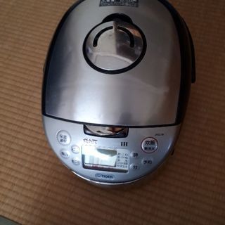 炊飯器の画像