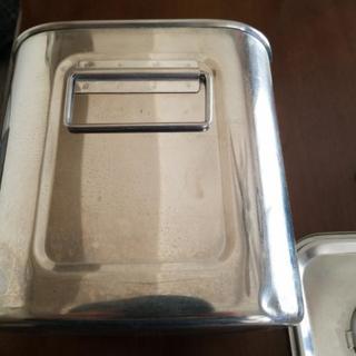業務用　蓋付き角ポット　の画像