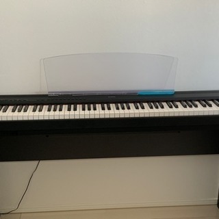 電子ピアノ