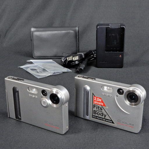 Casio Exilim [EX-M1 Digital Camera \u0026 MP3 Player]と[EX-S2]の2台セット Used