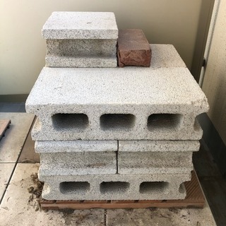 ブロック 5〜6個