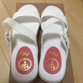【新品】riley白のミュール