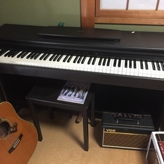 ヤマハの電子ピアノの画像