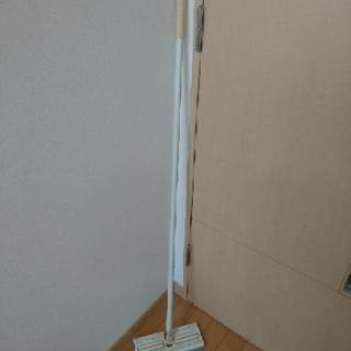 無料 クイックルワイパーのように使える掃除用具