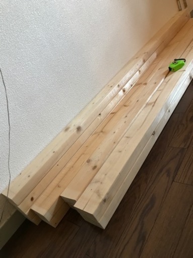 2×4 10本にウォールナット10本分！