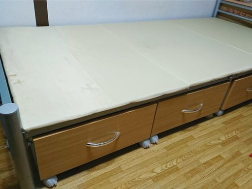 シングル ベッド