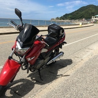 SUZUKI GSR250 