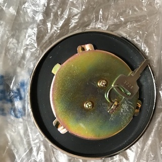 トラック用燃料キャップ鍵付き