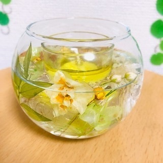 ⭐️癒しのボタニカルキャンドル⭐️
