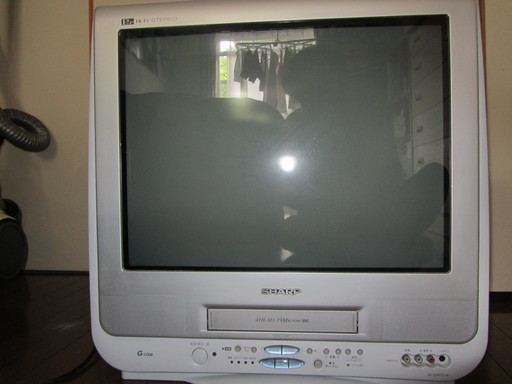 SHARP テレビデオ VT-21FF3 フラット21型02年製 地デジチューナー付き 値下げしました。