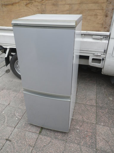 ■配達可■シャープ 135L 冷蔵庫 冷凍冷蔵 2007年製  SJ-14M-S