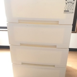 衣類ケース 譲ります！