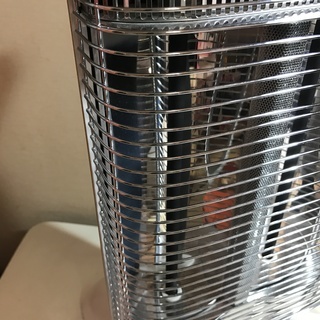 【美品】 遠赤外線暖房機 ダイキン 管理番号② (送料無料)の画像