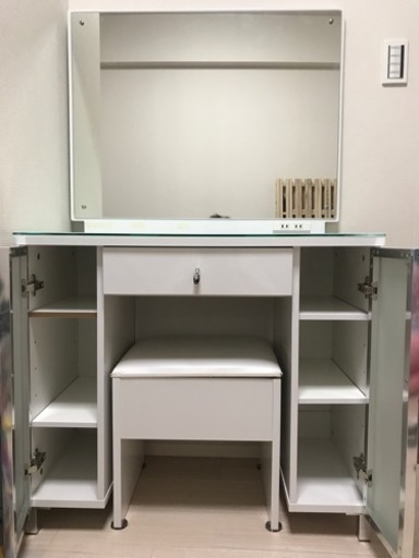 引き取り限定! ニトリ 美品 ドレッサー