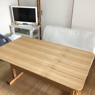 ソファとダイニングテーブル値下げしました。