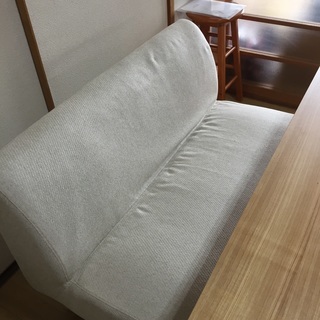 ソファとダイニングテーブル値下げしました。の画像