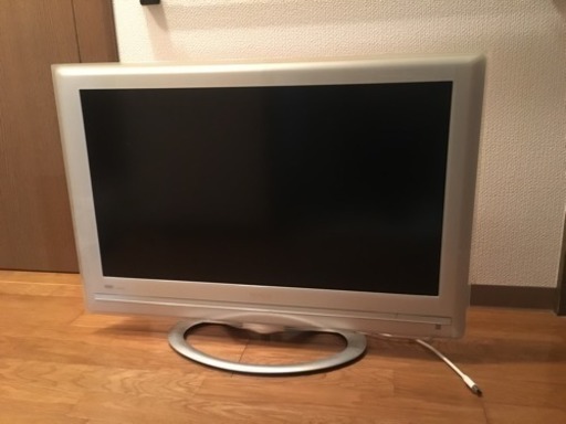 Hitachi 32 inch TV. 日立３２インチテレビ  取説有り