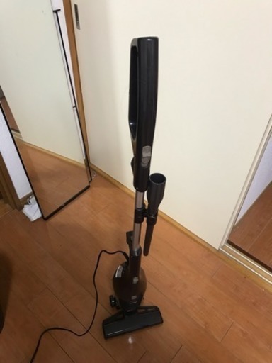ハンディ掃除機