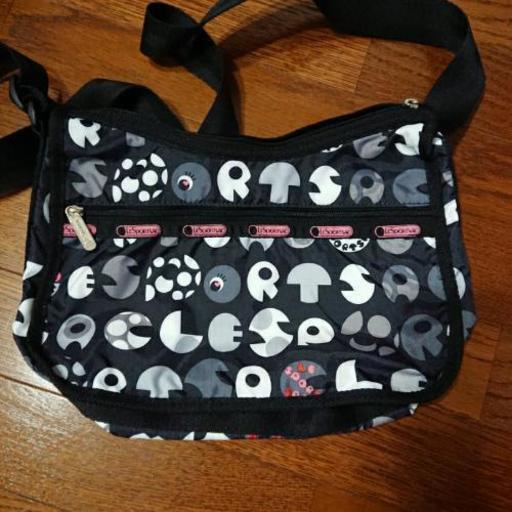 LeSportsac ショルダーバッグ1