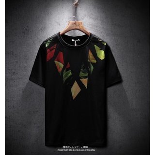 海外から取り寄せた、お洒落Tシャツ