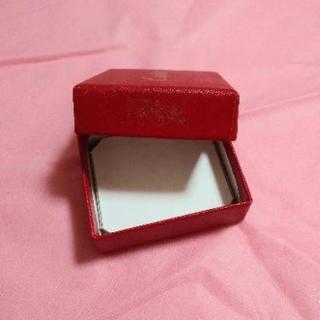 カルティエ　アクセサリーケースの画像