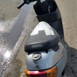 ヤマハ　アプリオ(50CC)原付　スクーターの画像