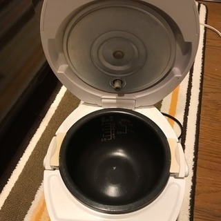 (譲り先決定)炊飯器 シャープ KS-H57の画像